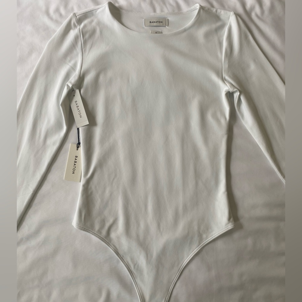 Aritzia Babaton White LS Bodysuit